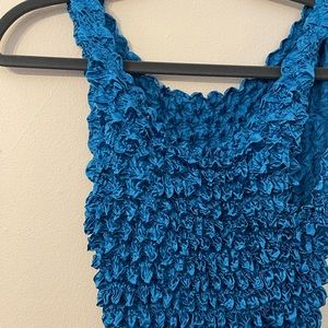 Beautiful vintage top very 90’ old school